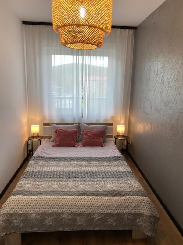 Bieszczady Apartament "Cicha Woda" Apartment Ustrzyki Dolne Bagian luar foto